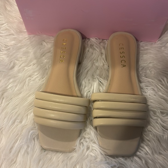 CESSCA FLAT HEEL SLIPPERS SIZE 6 NEW NEVER WORN - Picture 3 of 4